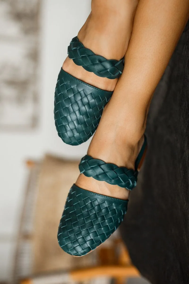 Sea Escape Slide Sandals in Vintage Beige